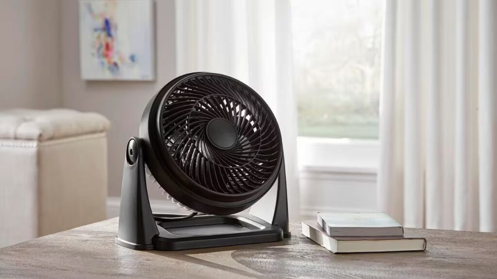 Blowers vs Fans: Which Fits Electronics Cooling?